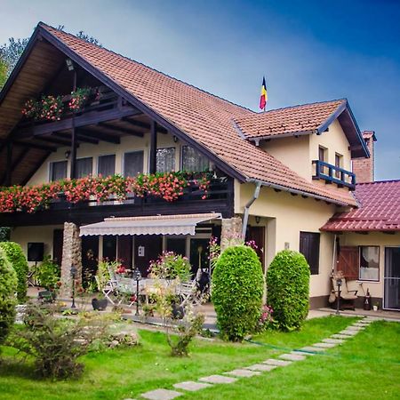 Villa Casa Csiki Rîşnov Esterno foto