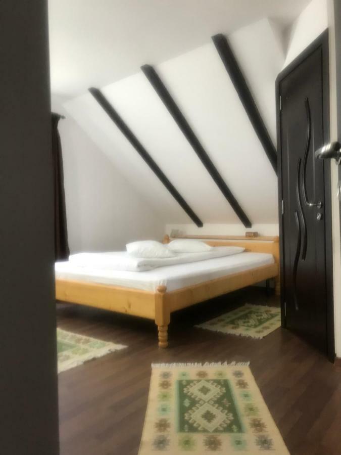 Villa Casa Csiki Rîşnov Esterno foto